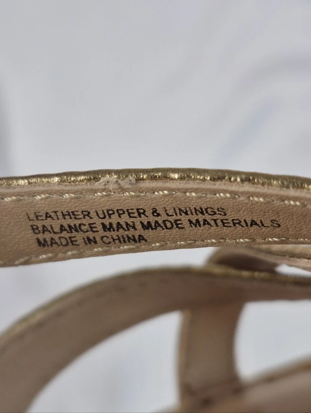 Born Women Gold Leather Strappy Crisscross Wedge Sandals Metallic Heel Sz 8